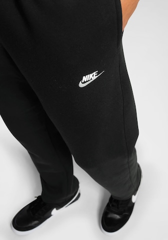 Nike Sportswear Normální Kalhoty 'CLUB FLEECE' – černá