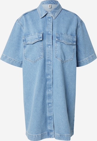 ONLY - Vestido camisero en azul: frente