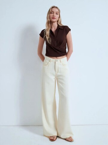 Dilvin Shirt in Brown: front