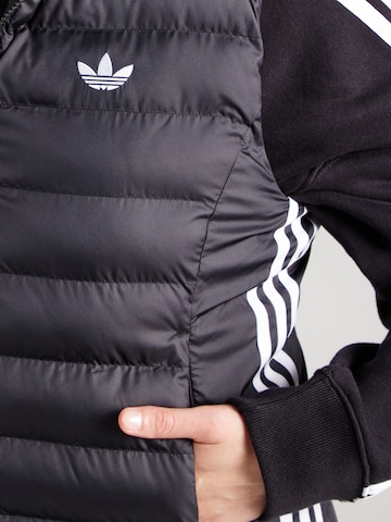 ADIDAS ORIGINALS Weste in Schwarz