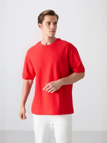 Tommy Life Shirt in Red