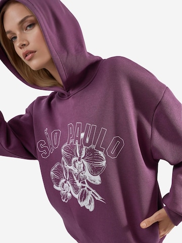Felpa 'Sweatshirts' di Busem in lilla
