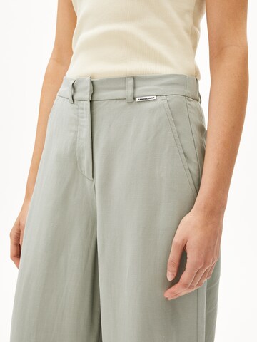 ARMEDANGELS Loose fit Trousers in Green