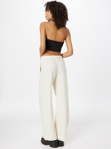 WEEKDAY Loose fit Pants 'Mia' in White