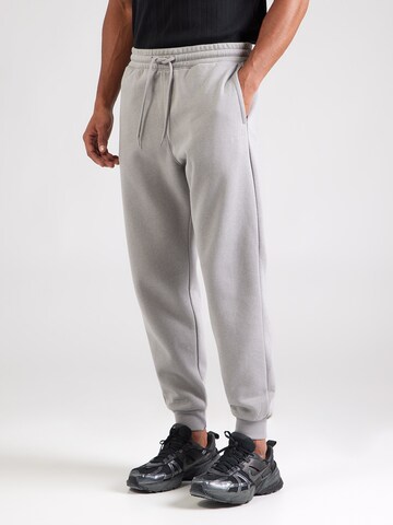 Effilé Pantalon HOLLISTER en gris : devant