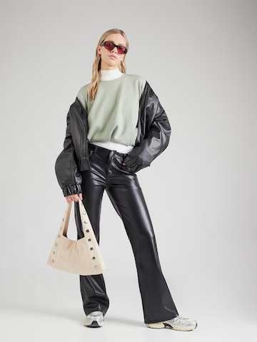 Sweat-shirt 'Penny' studioselect en vert