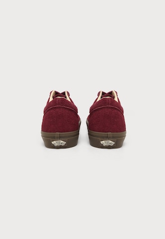 VANS Ниски маратонки 'Old Skool' в червено