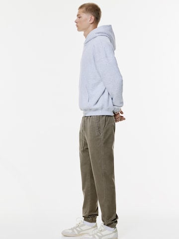 Pull&Bear Tapered Nadrág - zöld