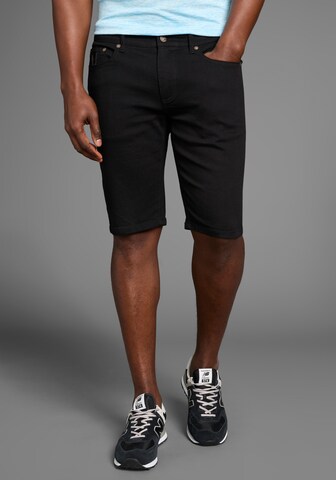 Bruno Banani LM Skinny Shorts in Schwarz: Vorderseite