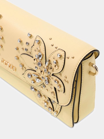 GUESS Shoulder Bag 'Sadie' in Yellow
