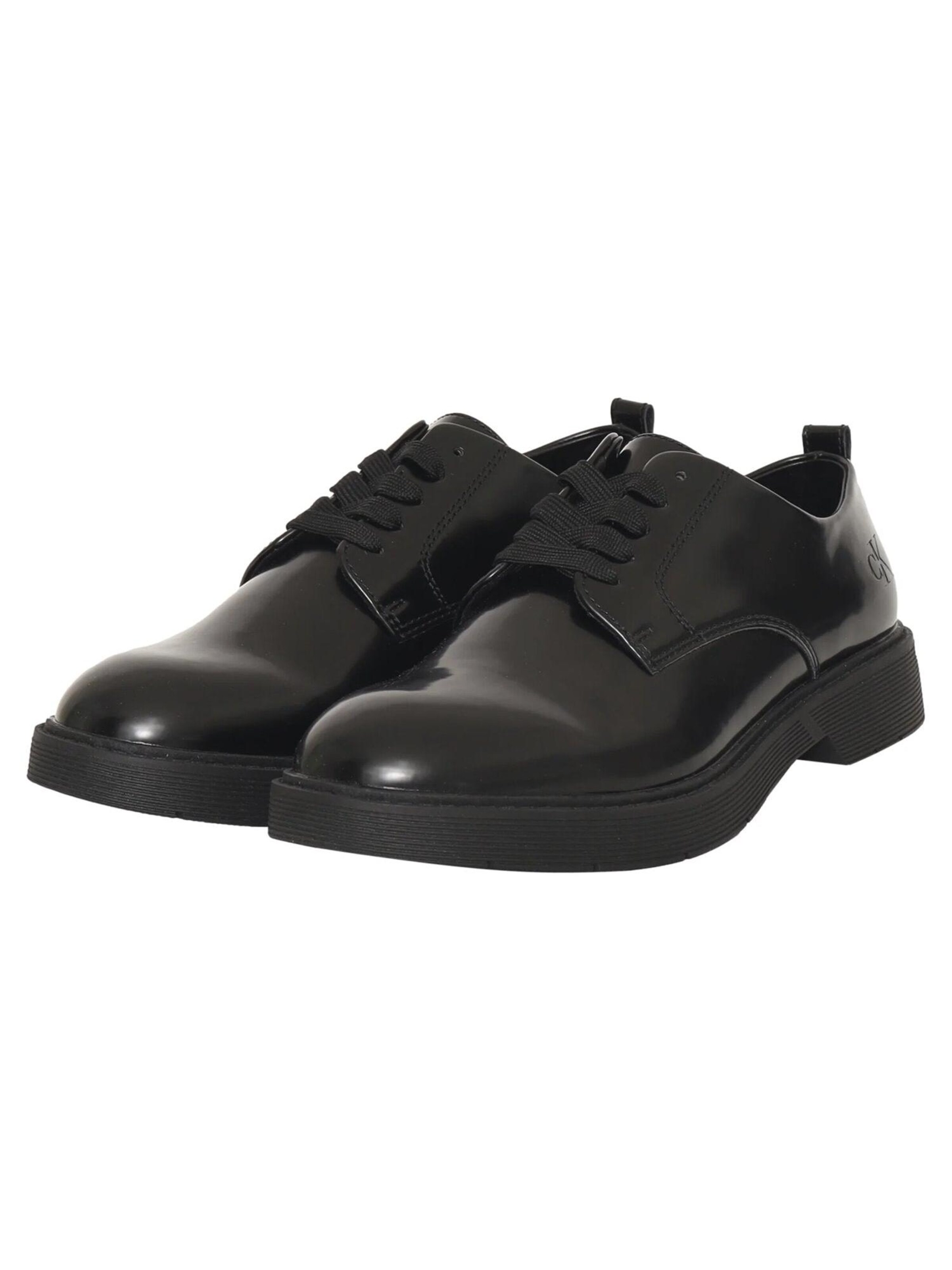 Calvin Klein Low shoe in Black: front