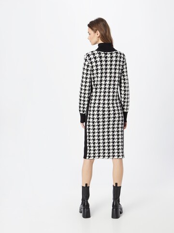 Wallis - Vestido en negro