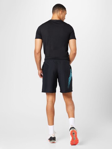 UNDER ARMOUR Regular Sportbyxa i svart