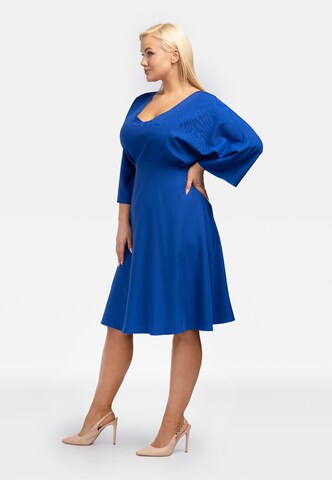 Robe de cocktail 'TYCJANA' Karko en bleu