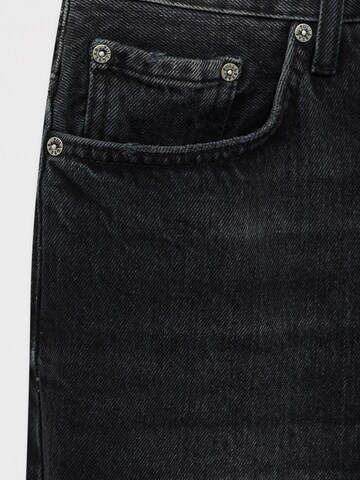 Pull&Bear Regular Jeans in Schwarz