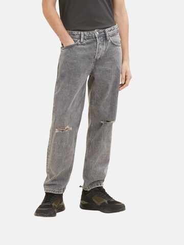 Loosefit Jean TOM TAILOR DENIM en gris : devant