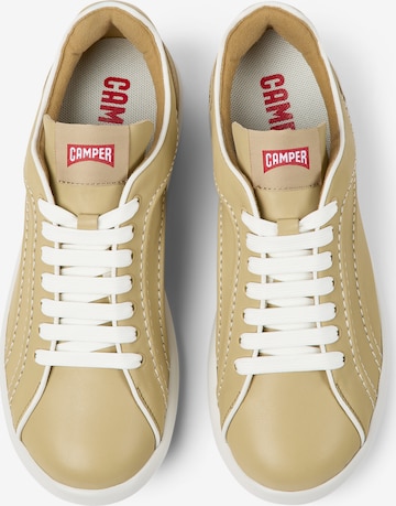 Baskets basses 'Pelotas' CAMPER en beige