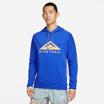 Sweat de sport NIKE en bleu : devant