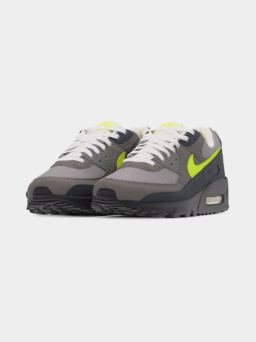 Nike SportswearNiske tenisice 'Air Max 90' - crna boja: prednji dio