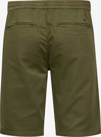 Regular Pantalon chino Petrol Industries en vert