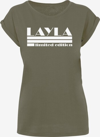 Merchcode Shirt 'Layla - Limited Edition X' in Groen: voorkant