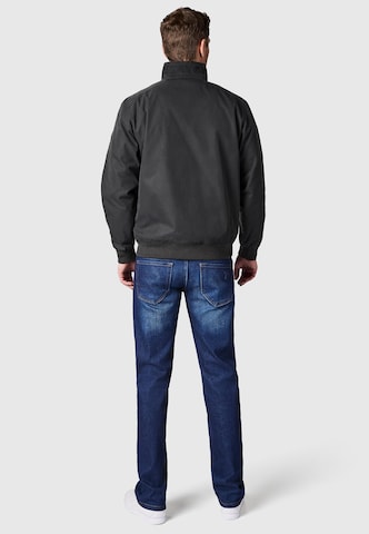 Geacă de primăvară-toamnă 'Izzyk' de la Ragwear pe negru