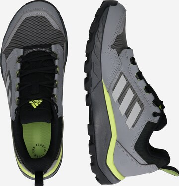 ADIDAS TERREX - Zapatos bajos 'Tracerocker 2.0' en gris