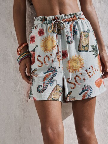 Regular Pantaloni de la Next pe alb