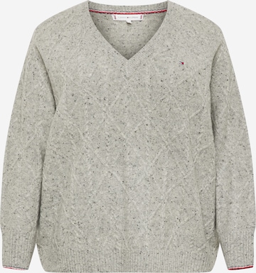 Tommy Hilfiger Curve Pullover in Grau: front