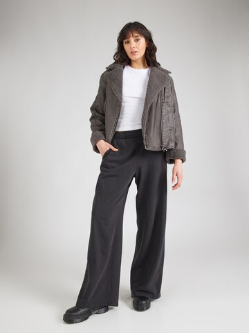 Wide leg Pantaloni di WEEKDAY in grigio