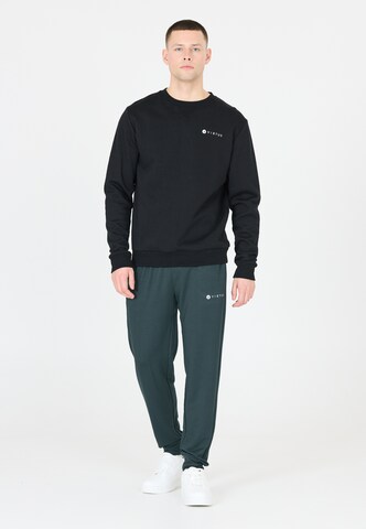 Virtus Tapered Sweathose 'Streat' in Grün