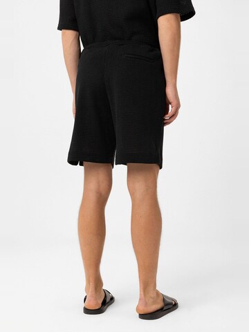 Regular Pantalon 'Nia' Antioch en noir