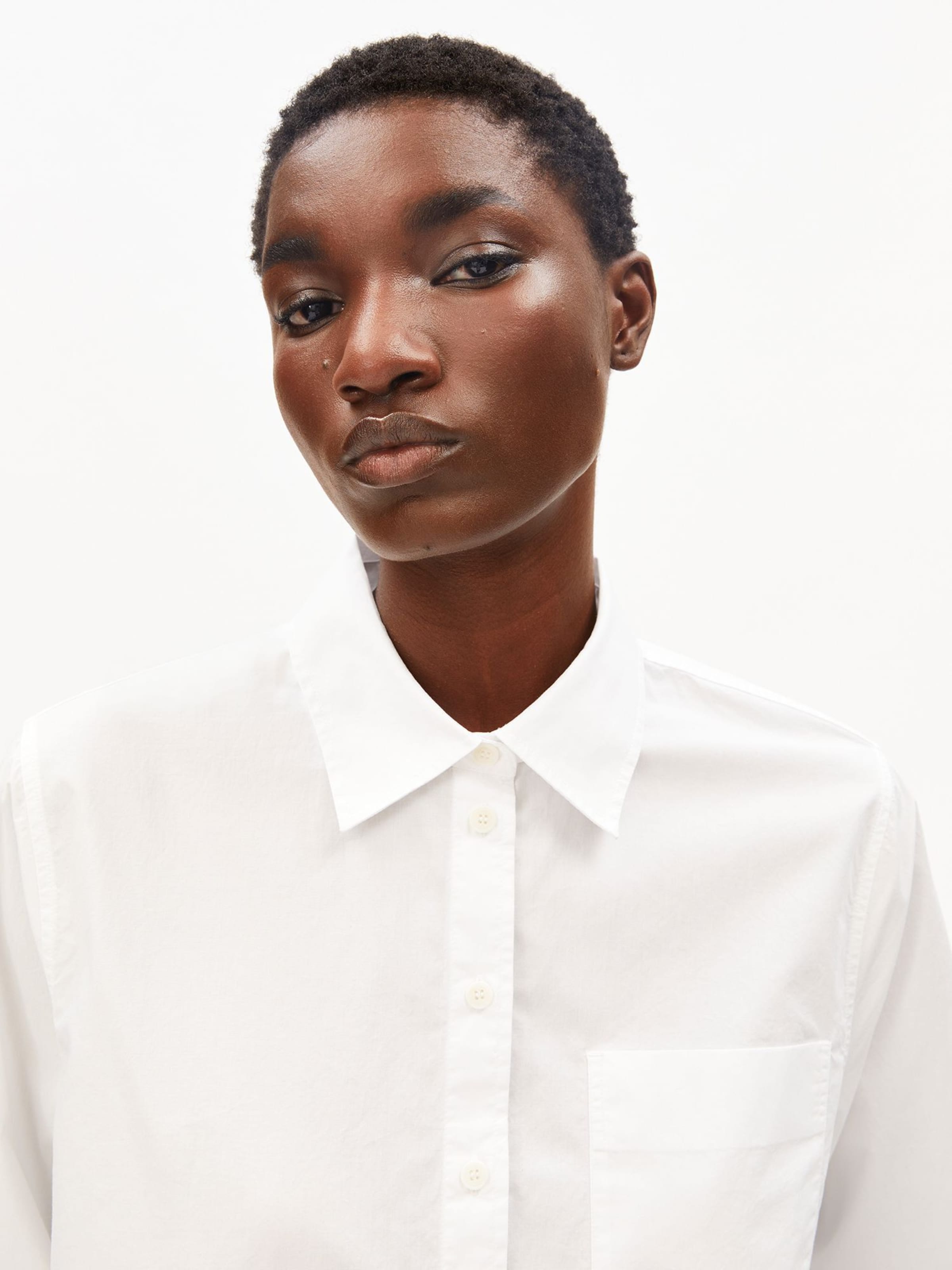 ARMEDANGELS Blouse in White: front