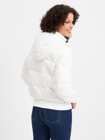 ARMANI EXCHANGE Übergangsjacke in Weiß