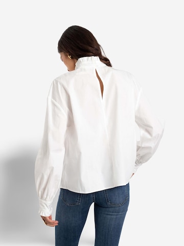 THE-ARE Bluse in Weiß