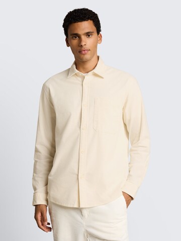 TOM TAILOR DENIM - Ajuste regular Camisa en beige: frente
