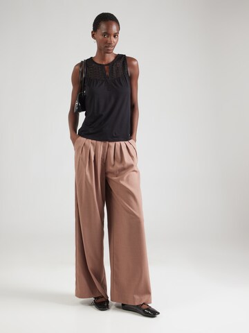 ABOUT YOU Top 'Giselle' in Black