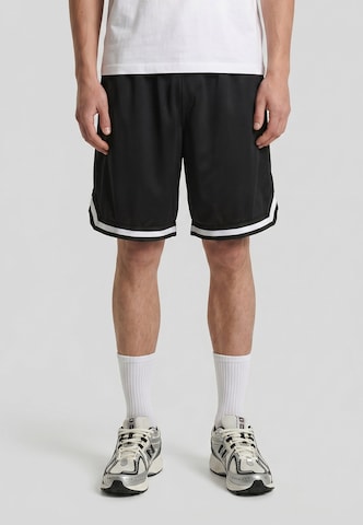 Urban Classics - Loosefit Calças em preto: frente