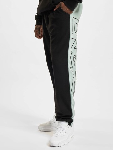 Urban Classics Regular Pants in Green