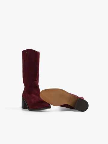 Scalpers Boots in Red