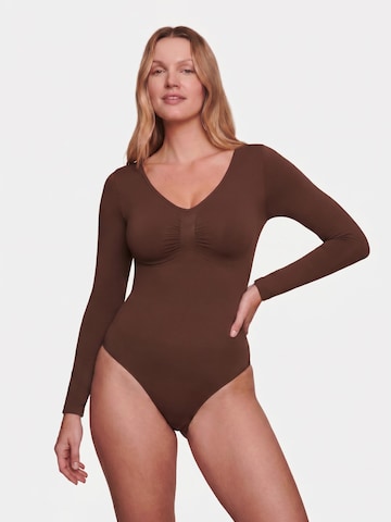 ESTRELL - Body moldeador 'Sculpting Shapewear Thong Body – Longsleeve' en marrón: frente