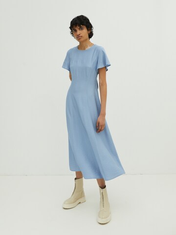 EDITED فستان 'Marlen' بلون أزرق: الأمام