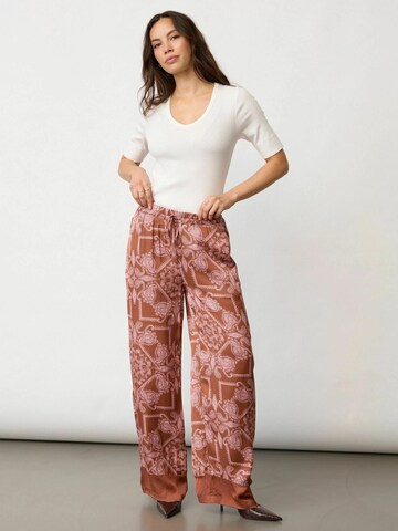 co'couture - Regular Calças ' BandieCC LL ' em bege: frente