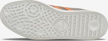 Hummel Sneaker in Grau