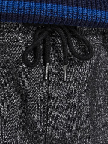 Effilé Pantalon 'Gordon' JACK & JONES en gris