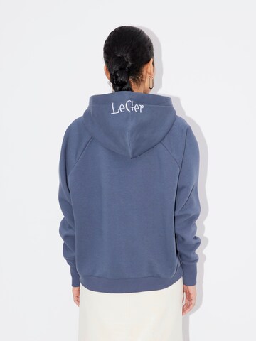 LeGer by Lena Gercke Sweatshirt 'Hayley' i blå