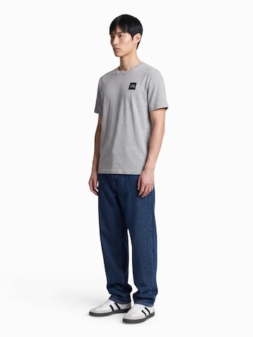 THE NORTH FACE T-Shirt 'EVOLUTION BOX HALF DOME' in Grau