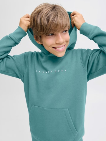 Jack & Jones Junior Суичър 'JJEStar' в зелено