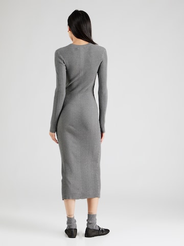 Abito in maglia di REMAIN in grigio