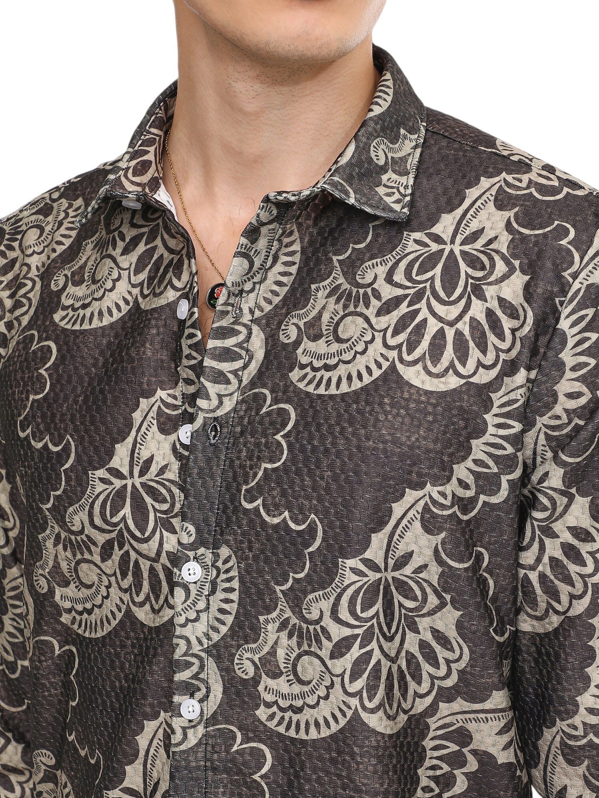 Campus Sutra Regular Fit Hemd ' Paislee ' in Schwarz